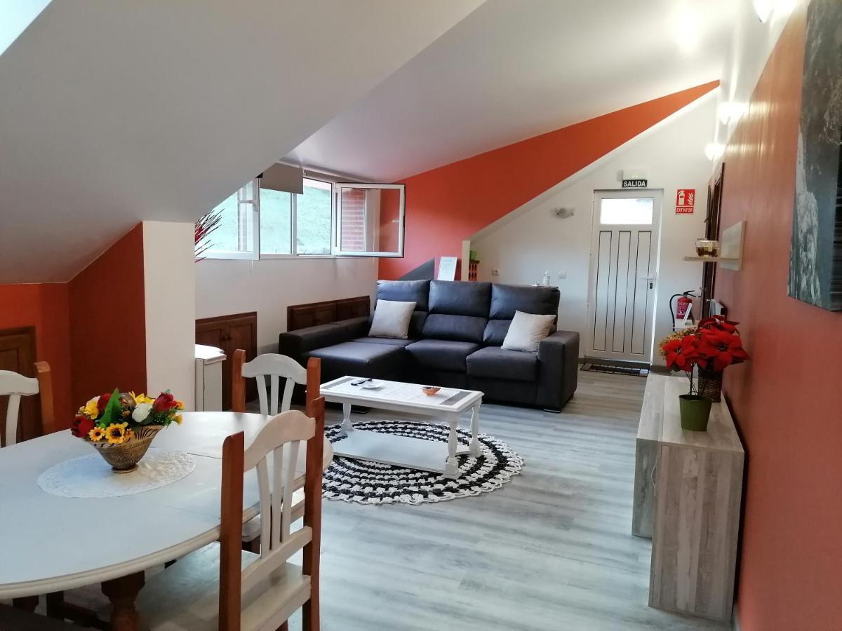 Apartamento Turistico La Mies Apartment Ореня Екстериор снимка